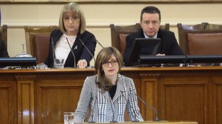 Екатерина Захариева е новият правосъден министър (допълнена)