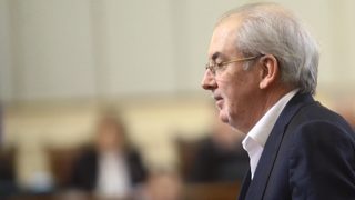 Централният съвет на ДПС се събира утре, решава бъдещето на Местан