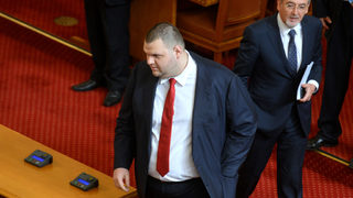 ДПС изхвърли Местан, той обяви, че отстоява европейски, а не руски интереси (обобщение)
