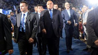 Между две злини Борисов понякога избира по-голямата