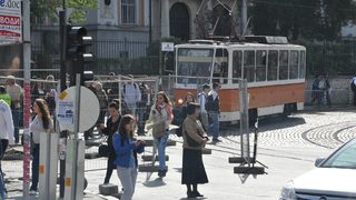 Средно 30% от българите се определят като щастливи, показва проучване на Галъп