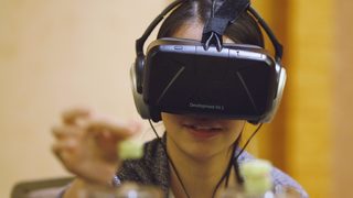 Очилата за виртуална реалност Oculus Rift ще струват 700 евро