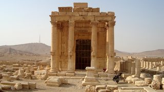 "Ню Йорк таймс" описа България като най-прекия път за контрабанда на антики от "Ислямска държава"