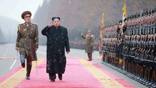 Атомни бомби на половин цена, или как Северна Корея поддържа ядрената си програма