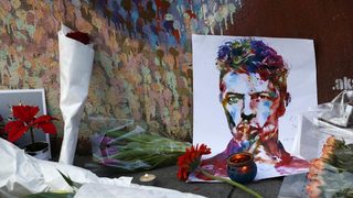 Петициите в памет на Дейвид Боуи: Да сложим лика му на банкнота, да прекръстим Марс