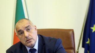 Борисов е от друга държава, не ходи по земята