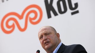 Почина Мустафа <span class="highlight">Коч</span>, най-известният бизнесмен на Турция