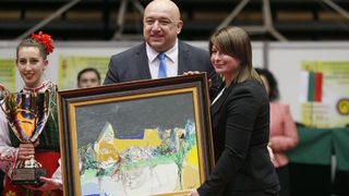 Кралев обеща подкрепа за изграждането на зала за борба в Сливен