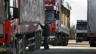 Спрени са превозите с камиони между Русия, Турция и Полша