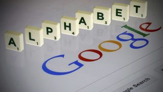 99% от приходите на Alphabet идват само от <span class="highlight">Google</span>