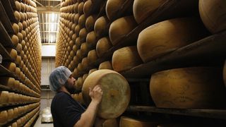 Митата на САЩ срещу ЕС ще засегнат първо американците, предупреди Еврокомисията
