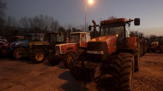 Гръцките фермери заплашват да засилят блокадата днес (обновена)