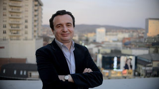 Бъдещ премиер или затворник - изборът пред лицето на косовската опозиция Албин Курти