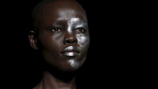 Фотогалерия: <span class="highlight">Вивиан</span> <span class="highlight">Уестууд</span> на Седмицата на модата в Лондон