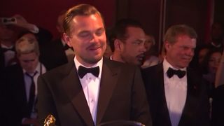 Видео: На опашката за <span class="highlight">гравиране</span> на оскари