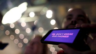 Близо 40 компании подкрепиха Apple в спора й с ФБР