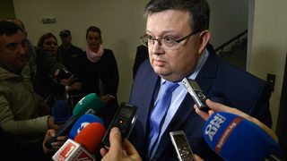 На кои въпроси отговаря главният прокурор в Брюксел