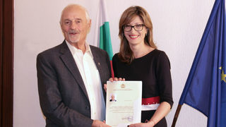 <span class="highlight">Тед</span> <span class="highlight">Кочев</span> получи българско гражданство