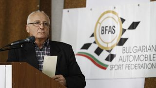 Автомобилните клубове не приеха оставката на Владимир Илиев