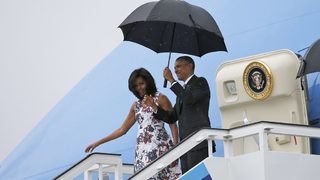 За пръв път от 88 години насам президент на САЩ пристигна в Куба (видео)