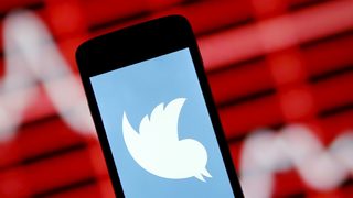 Twitter отбелязва 10-годишен юбилей