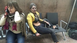Стюардесата, която стана символ на трагедията в Брюксел