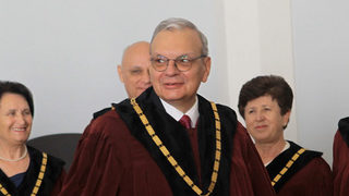 Кабинетът издигна <span class="highlight">Евгени</span> <span class="highlight">Танчев</span> за генерален адвокат в Съда на ЕС