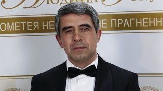 Плевнелиев получи наградата "Личност на годината – 2015" на Украйна
