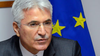КЗК блокира опита на Цветан Василев да продаде "Дунарит"