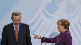 Ердоган подаде жалба срещу германски сатирик