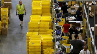 Amazon ще продава собствена храна онлайн