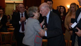 "Идва едно друго ново поколение", или опит за "Българският Великден 2"