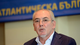 Местан: Плевнелиев е заставен да плати много висока цена за антипутиновите си позиции