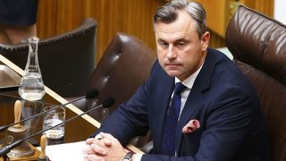 Крайнодесен кандидат е фаворит на президентските избори в Австрия