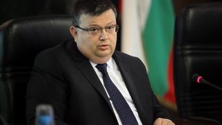 Цацаров: Само съвещания не стигат, за да се преборим с кражбите на еврофондове