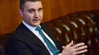 Горанов оттегля предложенията си <span class="highlight">за</span> промени при втората пенсия