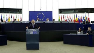 Плевнелиев: Кремъл опитва да разруши и да събори основите на ЕС