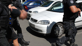 Общо 19 души са задържани за стрелбата в Слънчев бряг, един е обвинен в убийство