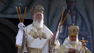 Сръбската църква отива в Крит, докато в Москва планират друго "мероприятие"