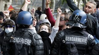 Франция забрани протестно шествие срещу трудовата реформа