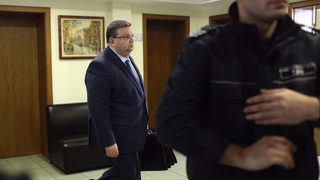 Забележка в съдебния съвет изкара Цацаров извън нерви и от залата (допълнена)
