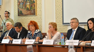 Народното събрание ще избере нов състав на КЗК