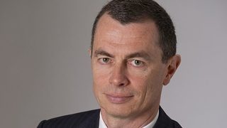 Бивш кадър на "Сосиете женерал" поема "<span class="highlight">Уникредит</span>"