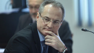 Лозан Панов към младите си колеги: Бягайте от света на сенките