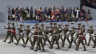 Фотогалерия: <span class="highlight">Маори</span> участваха във военния парад за Деня на Бастилията