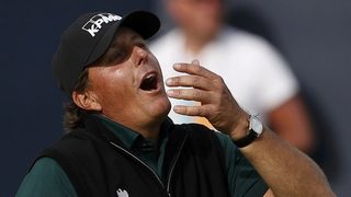 Фил Микелсън остана на милиметри от историческите 62 удара в първия ден на British Open