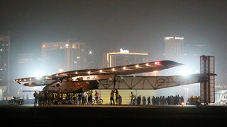 Фотогалерия: Първият <span class="highlight">соларен</span> самолет обиколи света