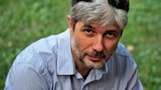 БСП копира СДС след 2001 г., коментира политолог