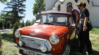 Фотогалерия: Първият парад на <span class="highlight">ретро</span> автомобили във Владая