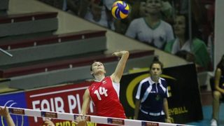 Волейболната националка Емилия Николова ще играе в шампиона на Япония